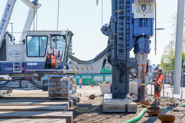 Woltman 90DR Displacement Drilling